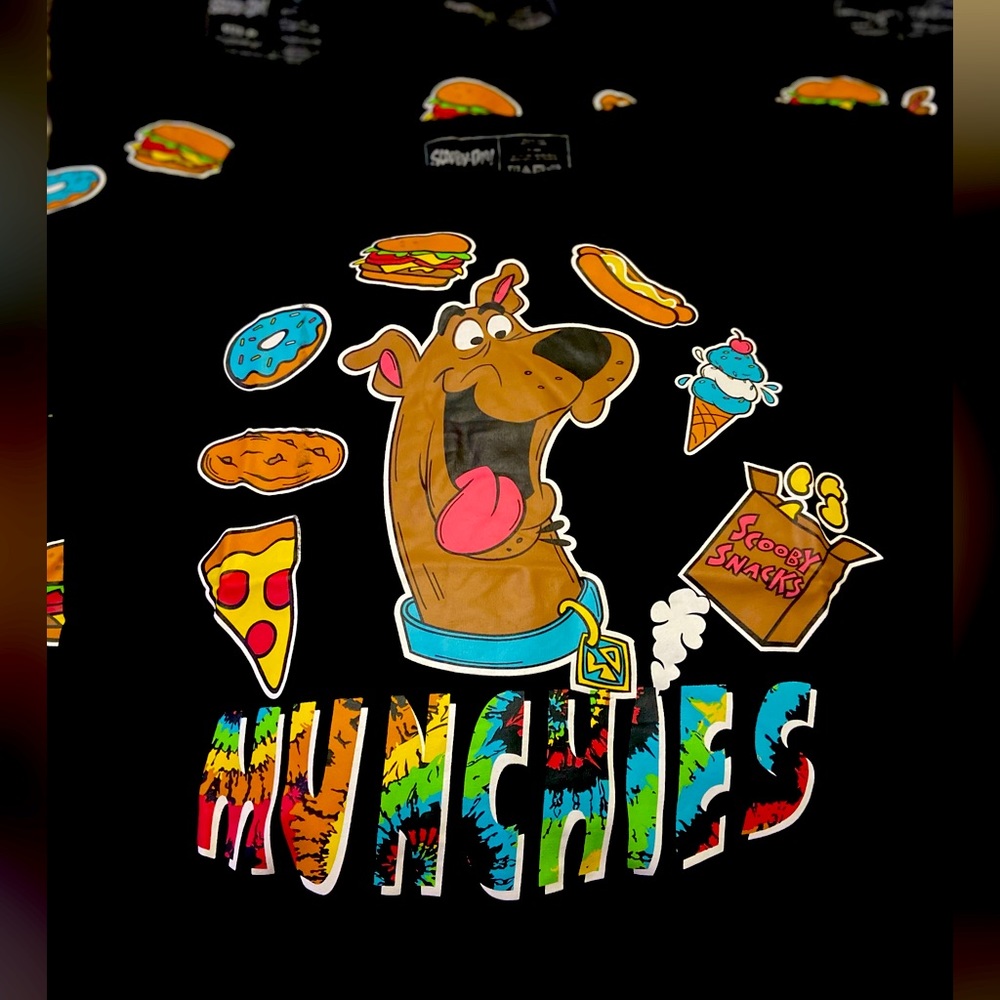Unisex t shirt official scooby doo munchies